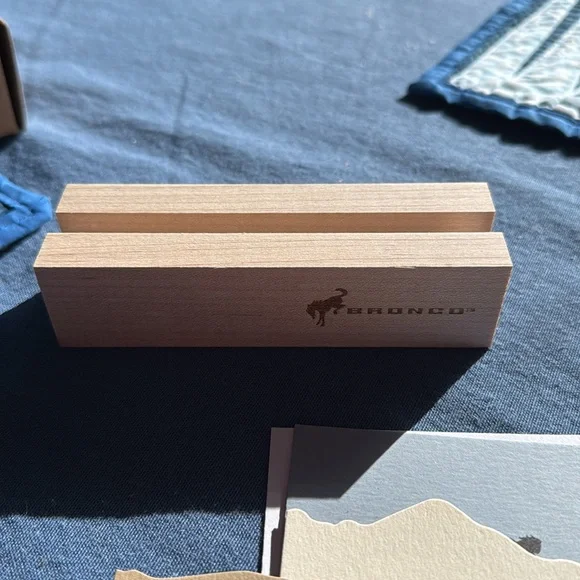 Bronco - Picture 3 of 3